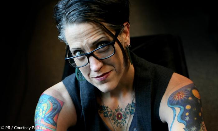 Fromme Tattoos sind ihr Markenzeichen: die US-amerikanische Pfarrerin Nadia Bolz-Weber.