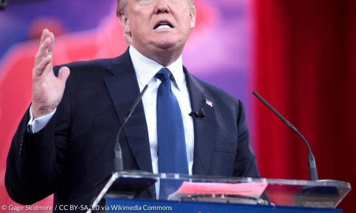US-Präsidentschaftskandidat Donald Trump bei einer Rede für die Conservative Political Action Conference (2015).
