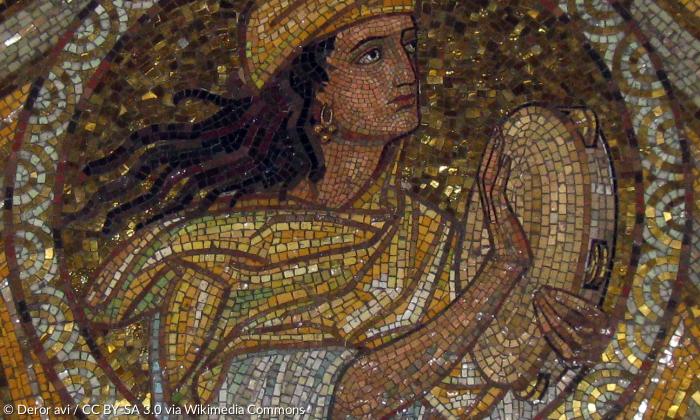 Mirjam - Mosaik in der Benediktinerabtei Dormitio auf dem Zionsberg in Jerusalem von Radbod Commandeur (1890-1955).