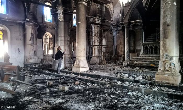 Die von Islamisten zerstörte Marienkirche in Karakosch in der Nähe von Mossul, Irak.