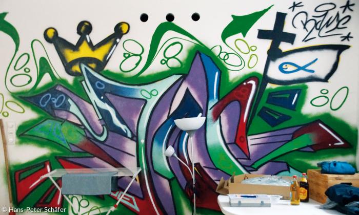Graffiti im Jugendraum der Murnauer Christuskirche