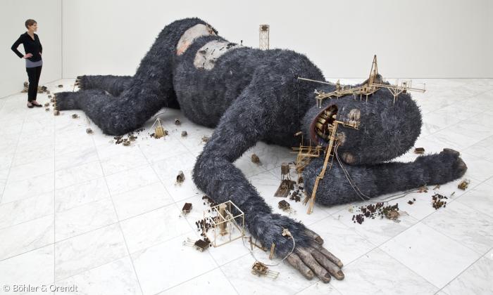 Böhler & Orendt: Give us, Dear, 2013, Installation (HBT 140 × 220 × 800 cm), Museum Schloss Moyland