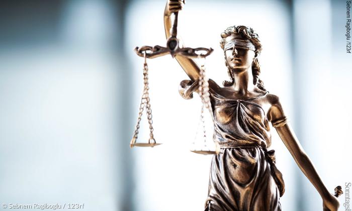 So fühlt sich Sozialpolitik in Deutschland oft an: weniger gerecht als blind und ungerecht.