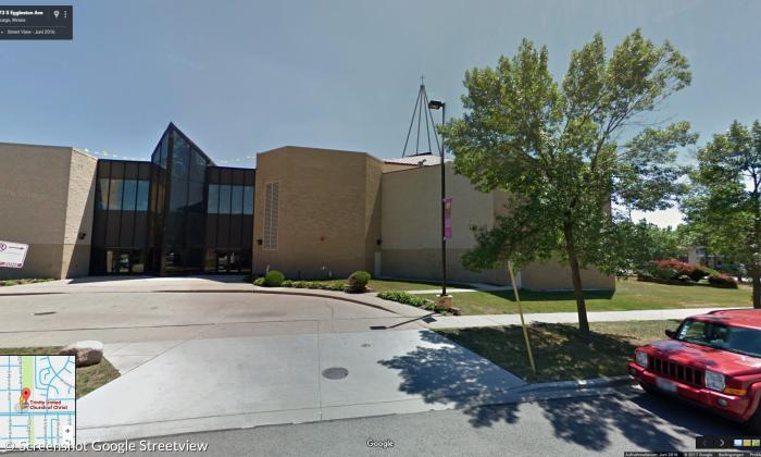 Unscheinbares Äußeres, fast 10.000 Gemeindemitglieder: die Trinity United Church of Christ Chicago in einer Google-Streetview-Ansicht.