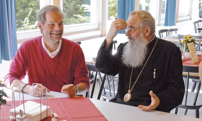 Rainer Brandt und Metropolit Serafim