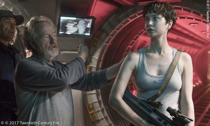 »Alien: Covenant«: Regisseur Ridley Scott mit Hauptdarstellerin Katherine Waterston (Daniels).