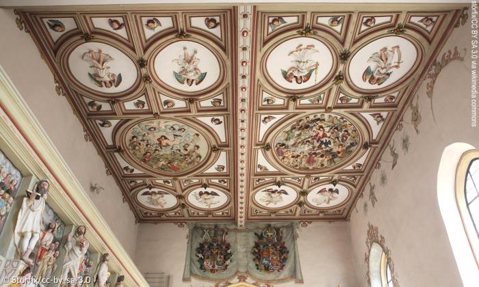 Kassettendecke in der St.-Johannis-Kirche von Oeslau