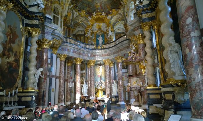 Hofkirche der Würzburger Residenz beim Konzert mit »NeoBarock«
