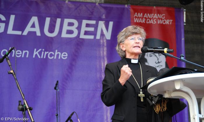 Regionalbischöfin Breit-Keßler beim Reformationsfest.