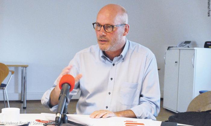 »Frömmigkeit, auch die evangelische, braucht Rituale, einen festen Rahmen und vertraute Sprache, sonst verdunstet sie«: Thies Gundlach.