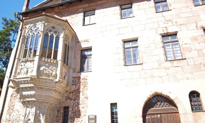 Die ostwärts gewandte Apsis der Hauskapelle des Sebalder Pfarrhofs ist das weltbekannte »Chörlein«.
