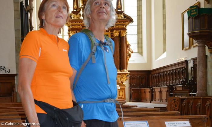 Zwei Radlfahrer aus Siegen entdecken Kunstschätze.
