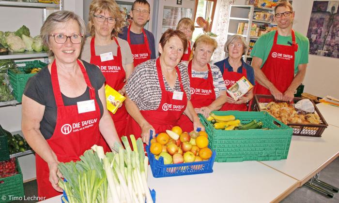 Ute Krahl (links), Vorsitzende des Diakonievereins Eckental, und ihr Helferteam 