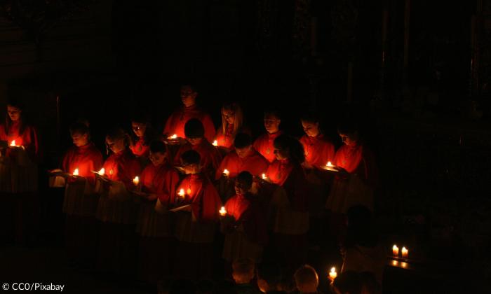 Osternacht Kerzen Kirche