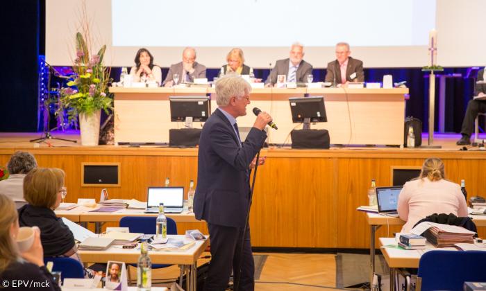 Der bayerische Landesbischof Heinrich Bedford-Strohm auf der Synodaltagung 2018 in Schwabach.
