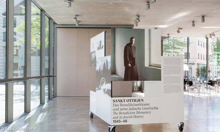 Fotoinstallation Sankt Ottilien.