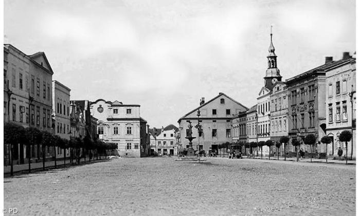 Hotzenplotz - Osoblaha (CZ): Der Ringplatz um 1900