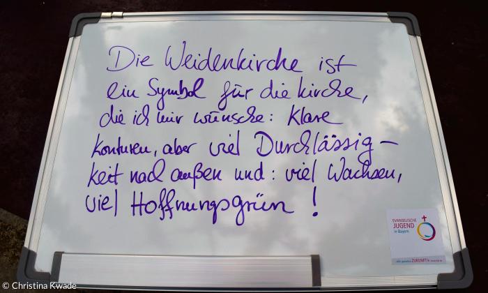 Aktion Pappenheim Weidenkirche Landesbischof Bedford-Strohm