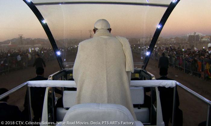 Papst Franziskus unterwegs im Papamobil bei seiner Südamerikareise 2015.