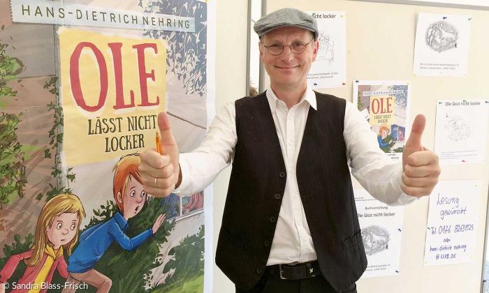  Der Bayreuther Pfarrer Hans-Dietrich Nehring stellt sein zweites Kinderbuch vor.