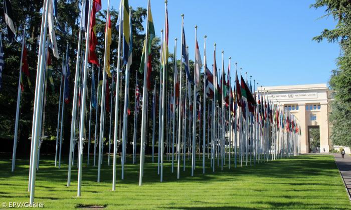 UNO Vereinte Nationen Genf Fahnen international