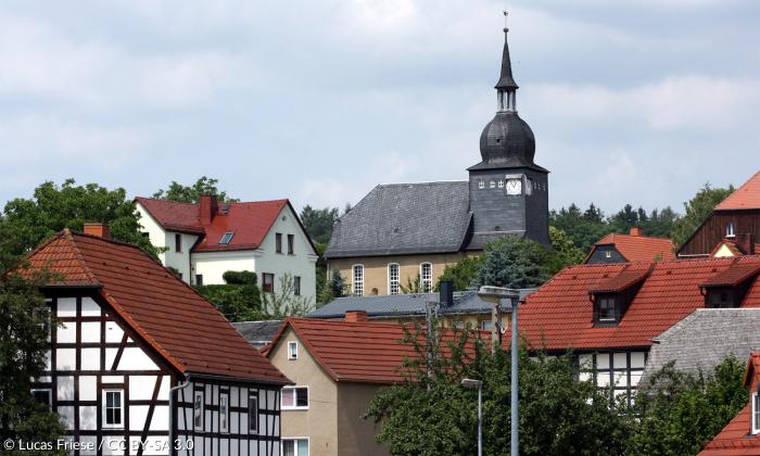 Die evangelische Kirche Steinsdorf in Thüringen.
