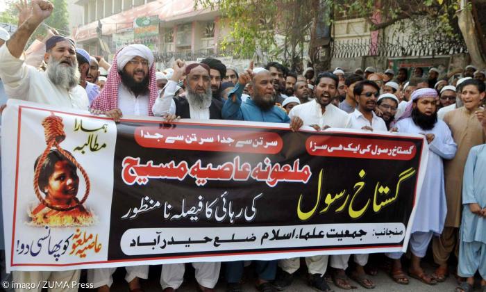 Islamisten fordern bei Demonstration in Pakistan den Tod der Christin Asia Bibi wegen angeblicher Blasphemie vor mehr als zehn Jahren (November 2018).