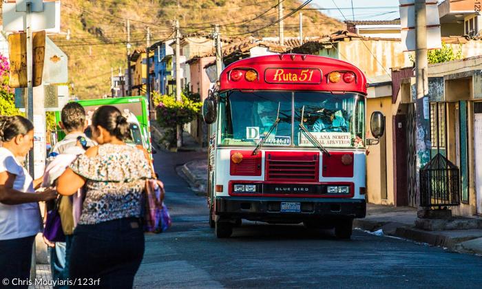 Typischer Bus in El Salvador