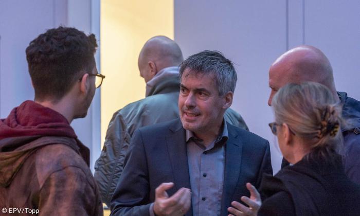 Roland Gertz bei der Ausstellungseröffnung "Kultur.erben" in München 2019.