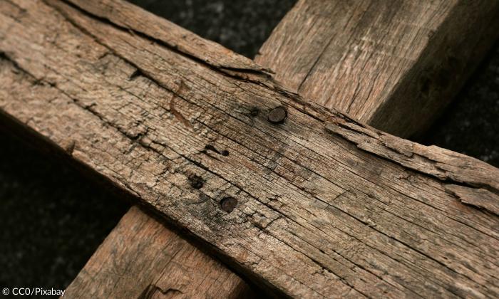 Holzkreuz
