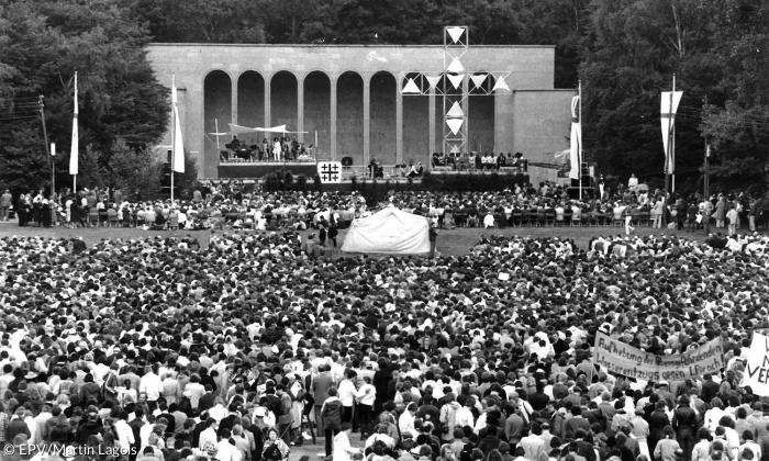 Deutscher Evangelischer Kirchentag in Nürnberg 1979: Abschlussgottesdienst im Luitpoldhain