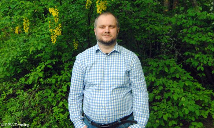 Der 36-jährige Pfarrer Pawlo Schwarz aus Charkiw