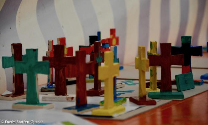 2019 Kirchentag Hesselberg bemalte Kreuze