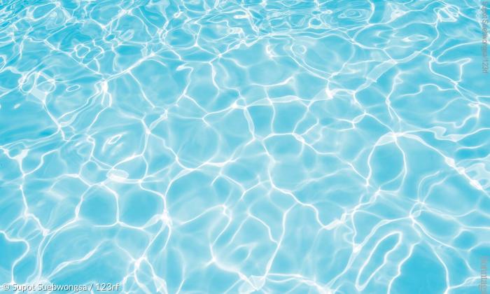 Wasser, der Urstoff des Lebens und der Taufe, steckt voller Geheimnisse.