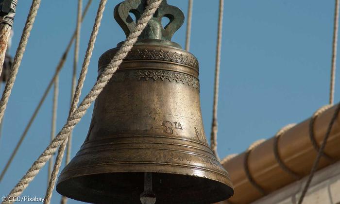 Glocke Kirche Seil