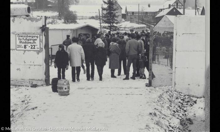 Mödlareuth Grenzöffnung 1989 innerdeutsche Grenze DDR BRD