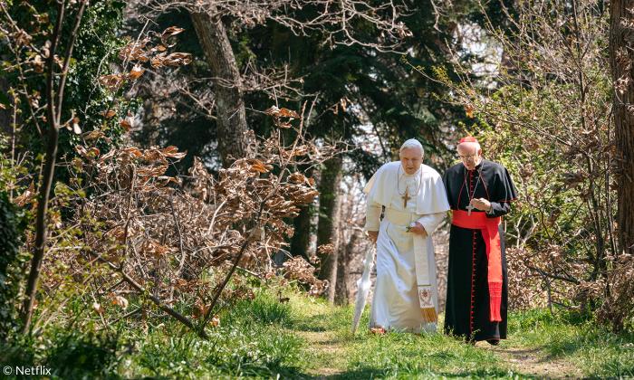 Spaziergang im Garten von Castel Gandolfo, dem Sommersitz der Päpste in den Albaner Bergen.