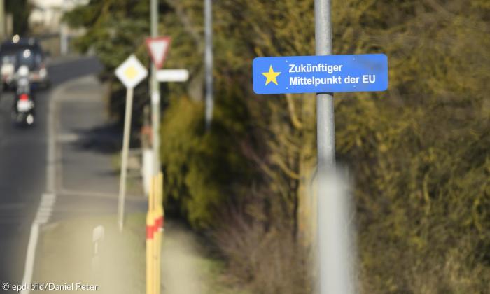 Mittelpunkt der EU wird nach Brexit ein Acker in Veitshöchheim