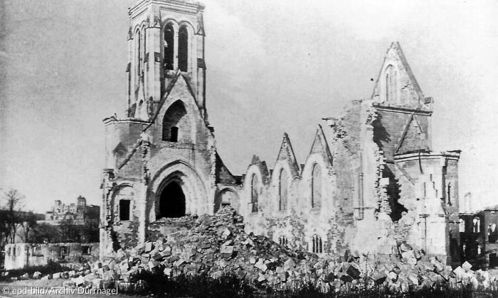 St. Johannis in Würzburg - Zerstörung nach Bombardierung im Zweiten Weltkrieg