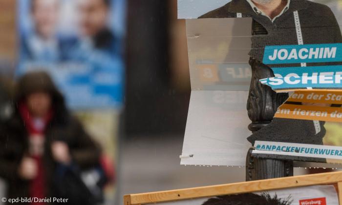 Wahlplakate vor den bayerischen Kommunalwahlen 2020 in Würzburg