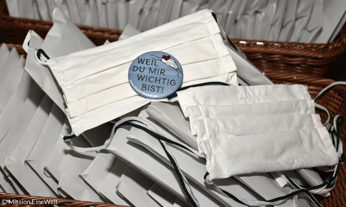 Mission EineWelt Maske Button Aktion "Weil du mir wichtig bist"