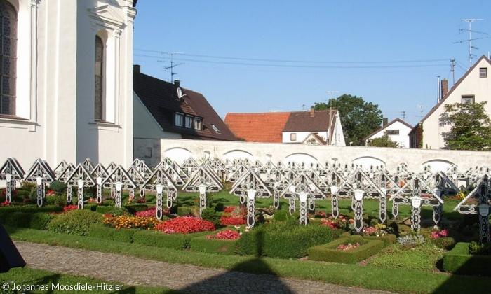 Dreifaltigkeitskirche Haunsheim Friedhof