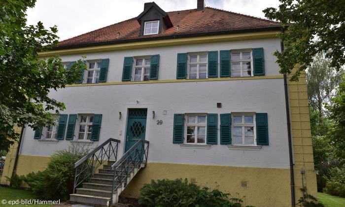 Historisches evangelisches Pfarrhaus in Karlshuld (Donaumoos).