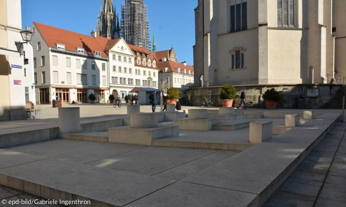 Dani-Karavan-Denkmal in Regensburg