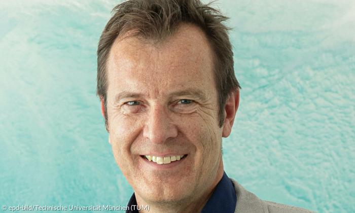 Professor Jörg Drewes vom Lehrstuhl für Siedlungswasserwirtschaft an der Technischen Universität München