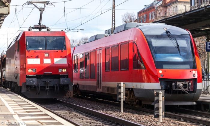 Zwei S-Bahnen auf dem Gleis