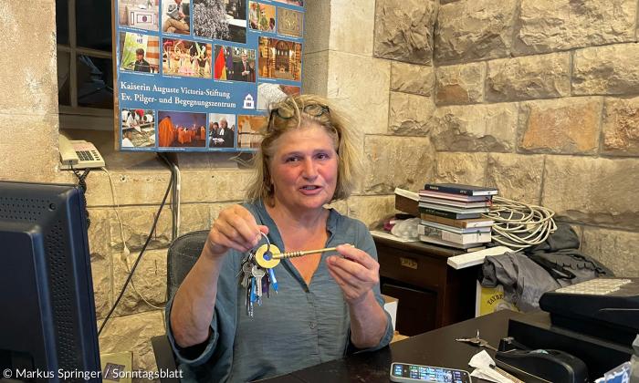 Schlüssel spielen eine wichtige Rolle im Heiligen Land – nicht nur bei Palästinensern oder in der Jerusalemer Grabeskirche, sondern auch in der evangelischen Himmelfahrtskirche auf dem Ölberg. Vier Monate war Johanna Haberer dort als Pfarrerin Herrin über die Schlüssel.