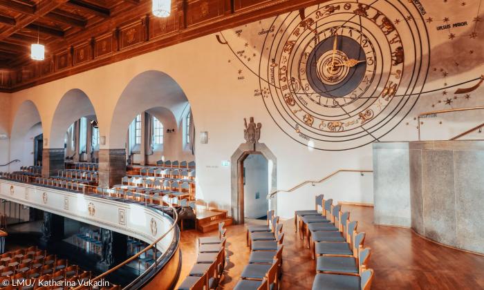 Saal in der Ludwig-Maximlian-Universität in München