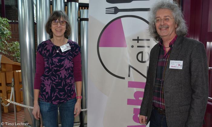 Die Pfarrer Griet Petersen und Daniel Szemerédy