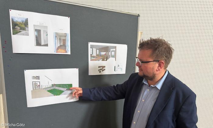 Pfarrer Johannes Herold freut sich über den Umbau